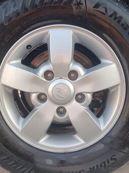 Kia Sorento 2,5 CrDi - 9
