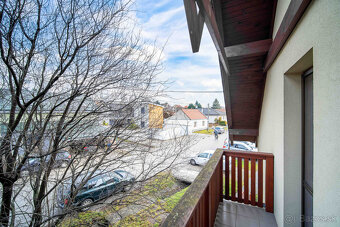 Pekný dvojpodlažný RD v Modranke so samostatnou bytovou jedn - 9