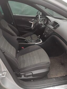 Opel Insignia Sports Tourer sw - 9