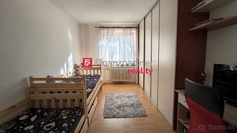 "REZERVOVANÝ" VÝBORNE PRÍSTUPNÝ DVOJIZBOVÝ BYT - 9