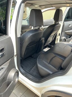 Nissan Qashqai 1.6i - 9
