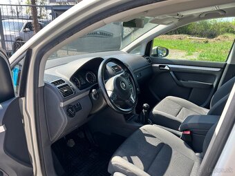 Volkswagen Touran 1.2tsi - 9