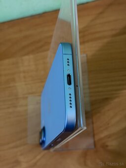 PREDANÉ Dobrý deň Ponúkam na predaj iPhone 17 256GB modrá - 9