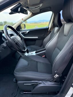 Volvo XC60 2.4D D5 163ps • Automatic • AWD 4x4 • Momentum • - 9