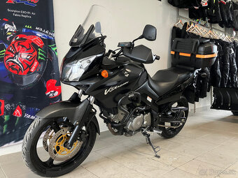 Suzuki DL650 V-Strom - 9