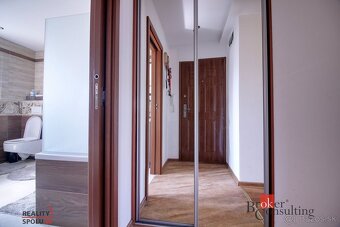 REZERVOVANÝ kompletne zrekonštruovaný 3- izbový byt, Sereď - 9