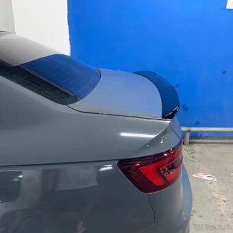 AUDI A4 S4 RS4 B9 spoiler kridlo lipko (čierne) na kufor - 9