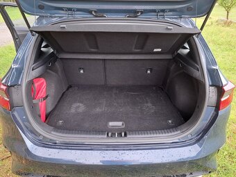 Kia Ceed 1,6 crdi Silver +, V zaruke - 9