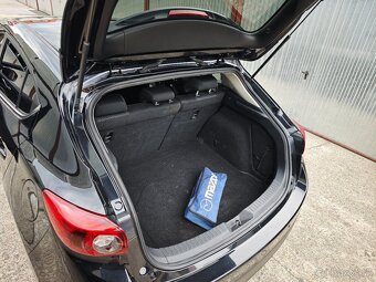 Mazda 3 HB Revolution 121 kW - 9