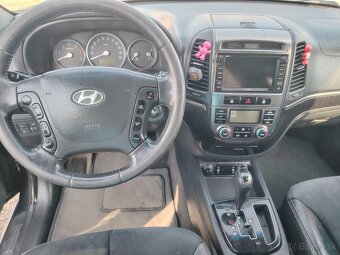 Hyundai SantaFe - 9