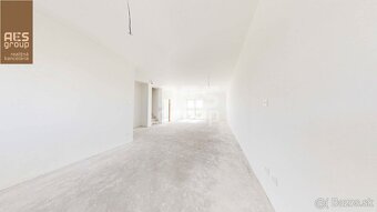 SKOLAUDOVANÉ, PREDAJ, 5 izbový  dom, Nová Alej Martina Benku - 9