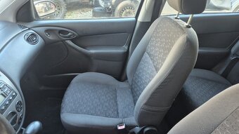 Ford Focus 2,0i 96kw kód motora: EDDF - 9