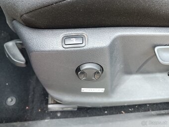 VW TOURAN 1.4TSI DSG - 9