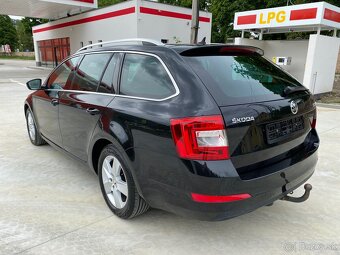 Škoda Octavia Combi 1.6 TDI Ambition - 9