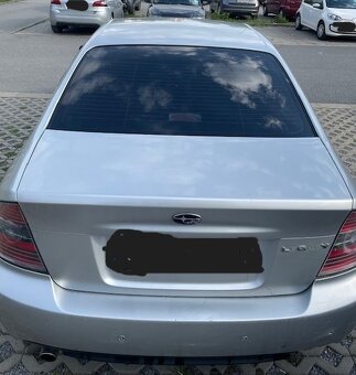 Subaru Legacy - 9