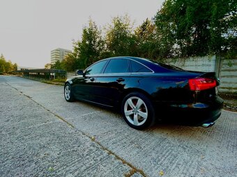 Audi A6 sedan 2,0 L - 9