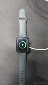 Apple Watch series9 45mm Veľmi pekny stav - 9
