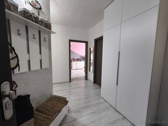 Moderný trojizbový byt s loggiou - 9