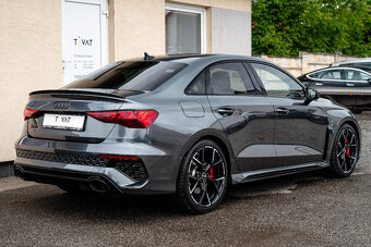 Audi RS3 2.5 TFSI quattro S tronic - 9