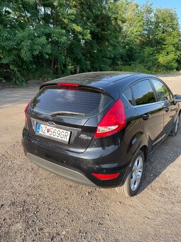 Ford fiesta 1.4 benzín - 9