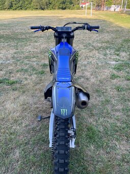 Yamaha yzf250 - 9