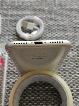 256GB iPhone 8, Nová batéria - Plne funkčný - super stav - 9