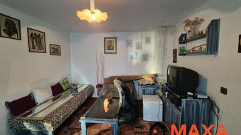 Na predaj rodinný dom s rozsiahlym pozemkom, Veľka Lehôtka - - 9