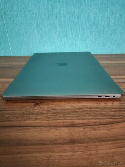 MacBook Pro 15 2016 | i7 • 16GB • 1TB SSD - 9