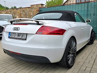 AUDI TT ROADSTER 2.0 TFSi 16V S-TRONIC - EXCLUSIVE (013490) - 9