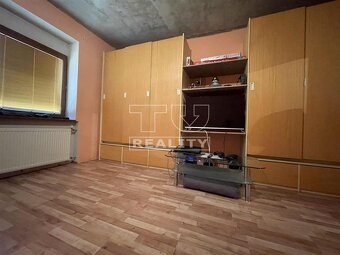 5-izbový rodinný dom po čiastočnej rekonštrukcii s... - 9