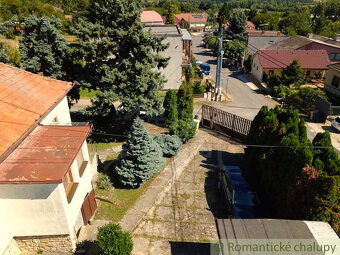 Dom v obci Štitáre v blízkosti lesa a zároveň s dobrou dos - 9