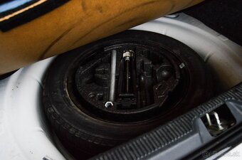 Škoda Octavia Combi 2.0 TDI Ambiente - 9