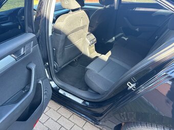 PREDÁM  ŠKODA SUPERB 2,0tdi - 9