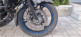 SUZUKI DL 650 V-strom - 9