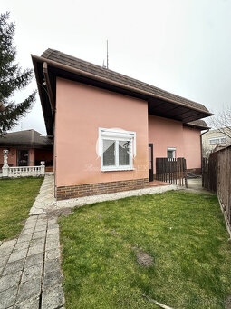 Reality KOMPLEX s.r.o., Vám ponúka zrekonštruovaný 7 izbový - 9
