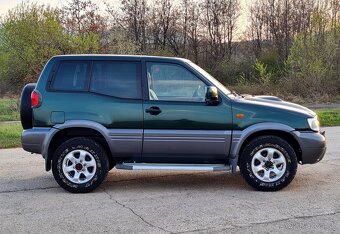 Nissan Terrano 3.0Di Turbo - 9