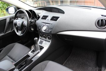 • MAZDA 3 1.6i, 77 kW, Benzín, 5-st. manuál, r.v. 2009 • - 9