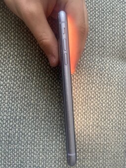 iPhone 11 64gb - 9