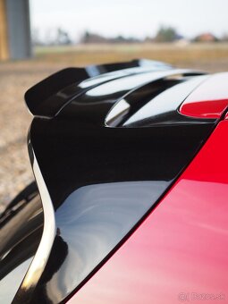 HYUNDAI I30 N PERFORMANCE - 9