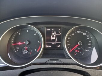 VW PASSAT B8 2,0TDI-2015-LED-ACC-COMFORTLINE-PARK.ASIST - 9