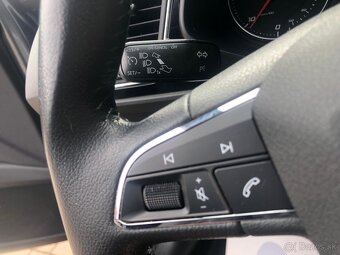 SEAT Leon 1.6TDI CR ST Combi - 9