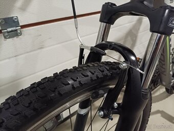 KROSS Hexagon X3, kolesá 26x2,1, rám 17,5" - 9