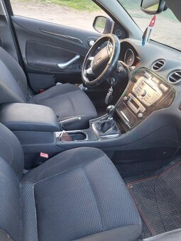 Ford mondeo mk4 2.0 tdci 103kw - 9