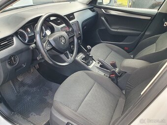 Škoda Octavia Combi 2.0 TDI Elegance/Style 4x4 - 9