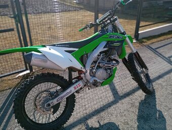 Kawasaki kxf 450 - 9