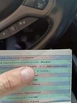 Predám Honda Accord 2.2 ICTD - 9