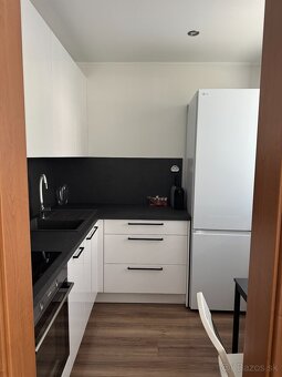 2-izbový byt na prenájom v Piešťanoch, Sídlisko Adam Trajan - 9