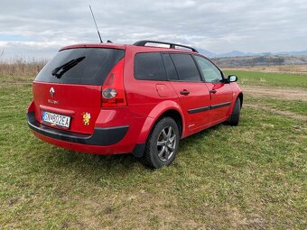 Renault Megane Grand Tour - 9