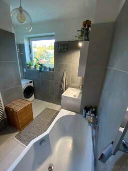 Prenájom 2 izbový kompletne zariadený byt - 9