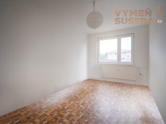 VYMEŇ SUSEDA – PRIESTRANÝ 4 IZB. BYT s LOOGIOU a PIVNICOU,  - 9